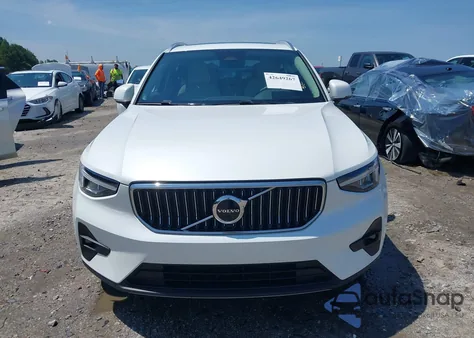 2023 Volvo Xc40 B4 Plus Bright Theme from USA, damaged, VIN YV4K92HN0P2910317